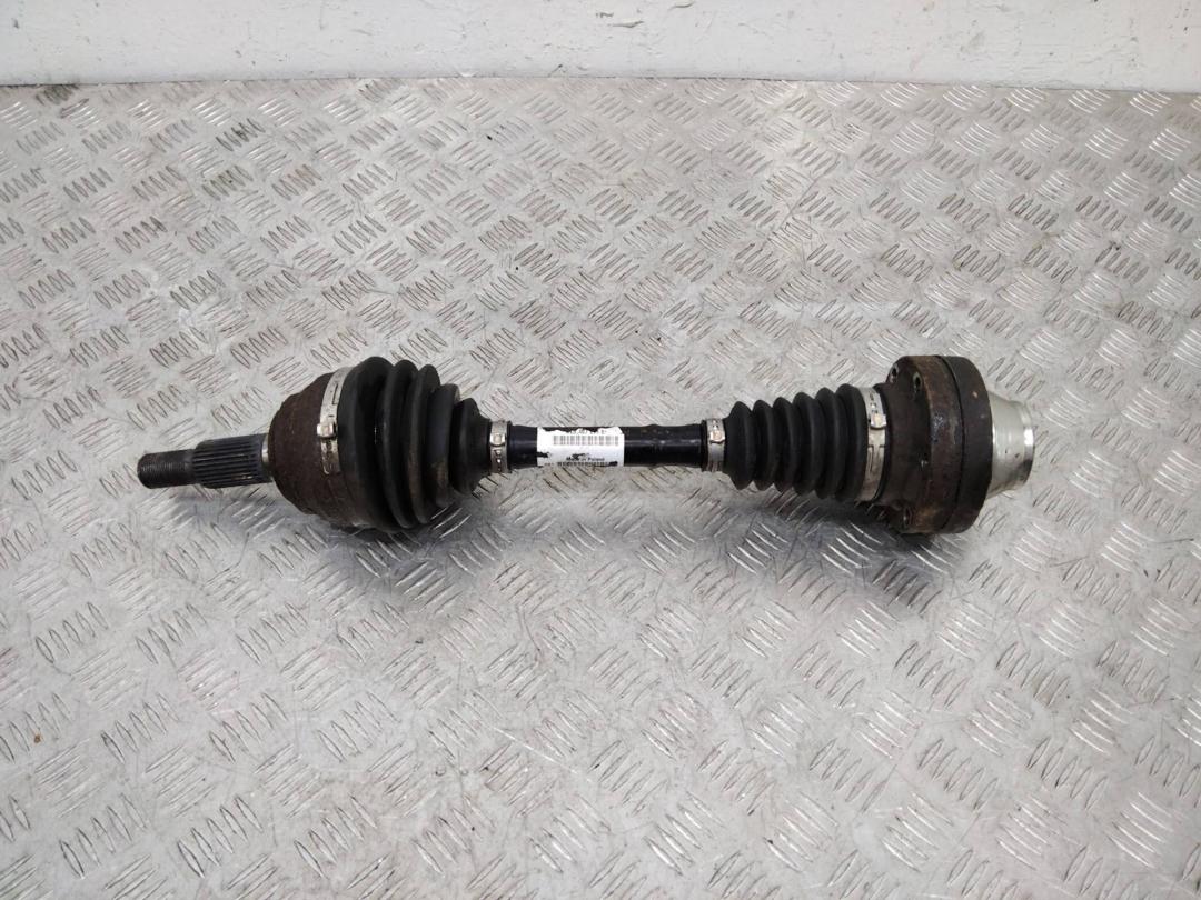 полуось (приводной вал, ШРУС) Audi Q7 4L 2007, 3.0 л., дизель, 7L0407271E - фото №1
