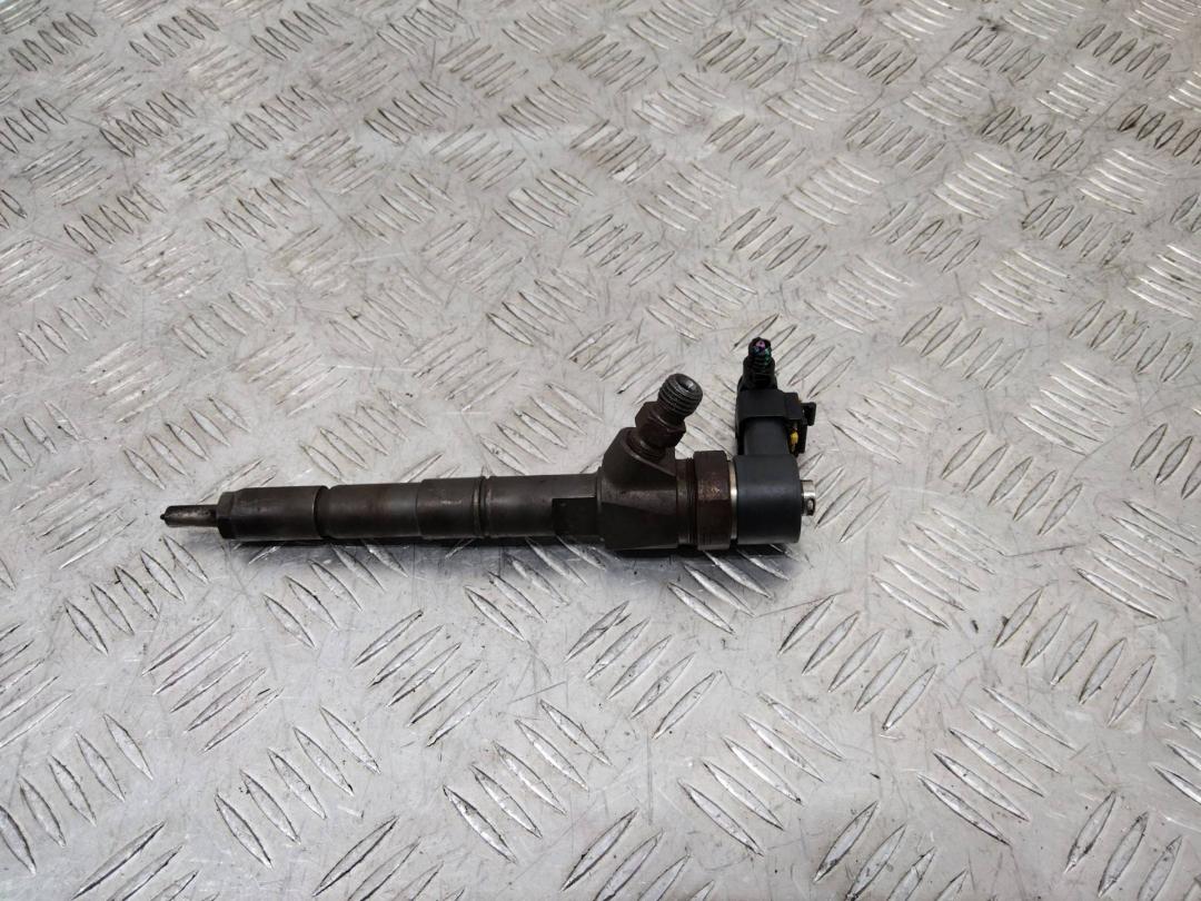 форсунка Opel Zafira 2 поколение (B) 2006, 1.9 л., дизель, 0445110159 - фото №1