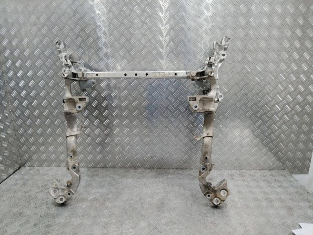 балка подвески передняя (подрамник) Audi A4 B8/8K 2010, 8T0399315H - фото №1