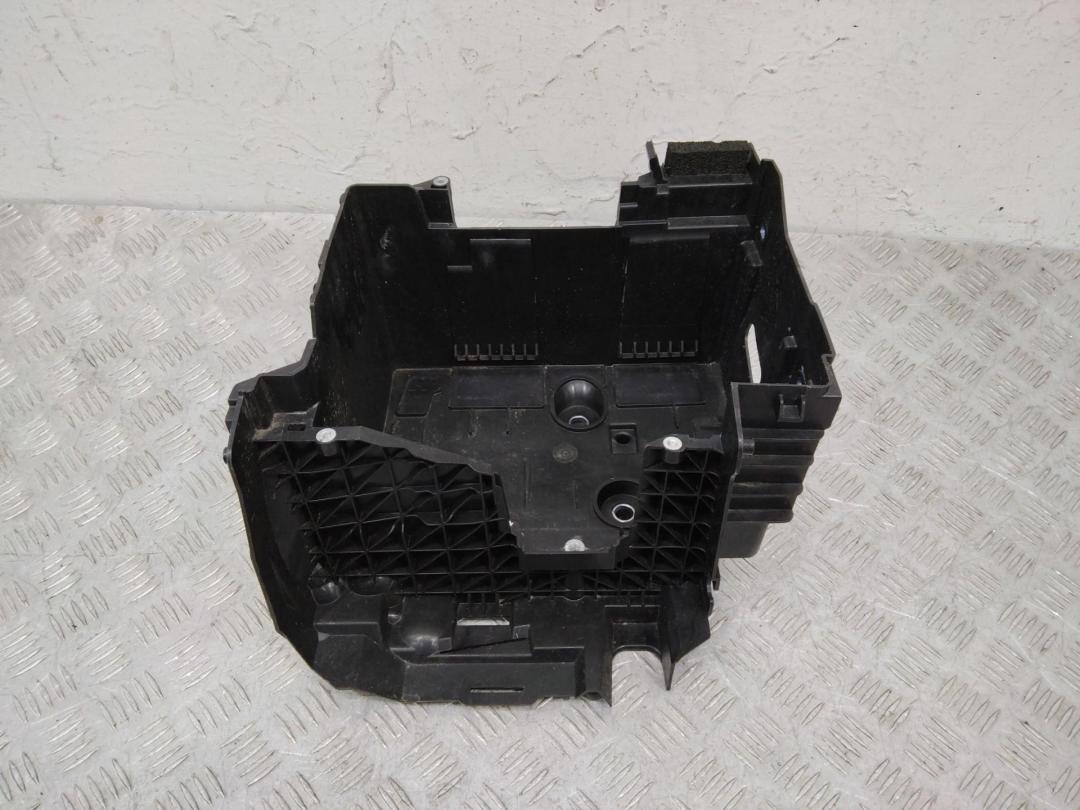 полка аккумулятора Renault Megane 4 поколение 2017, 244280018R - фото №1