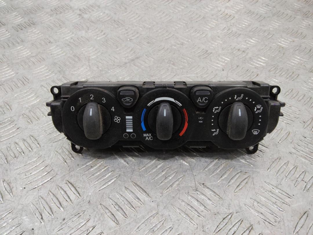 блок управления печки / климат-контроля Ford Transit 8 поколение 2016, GK2T18549 - фото №1