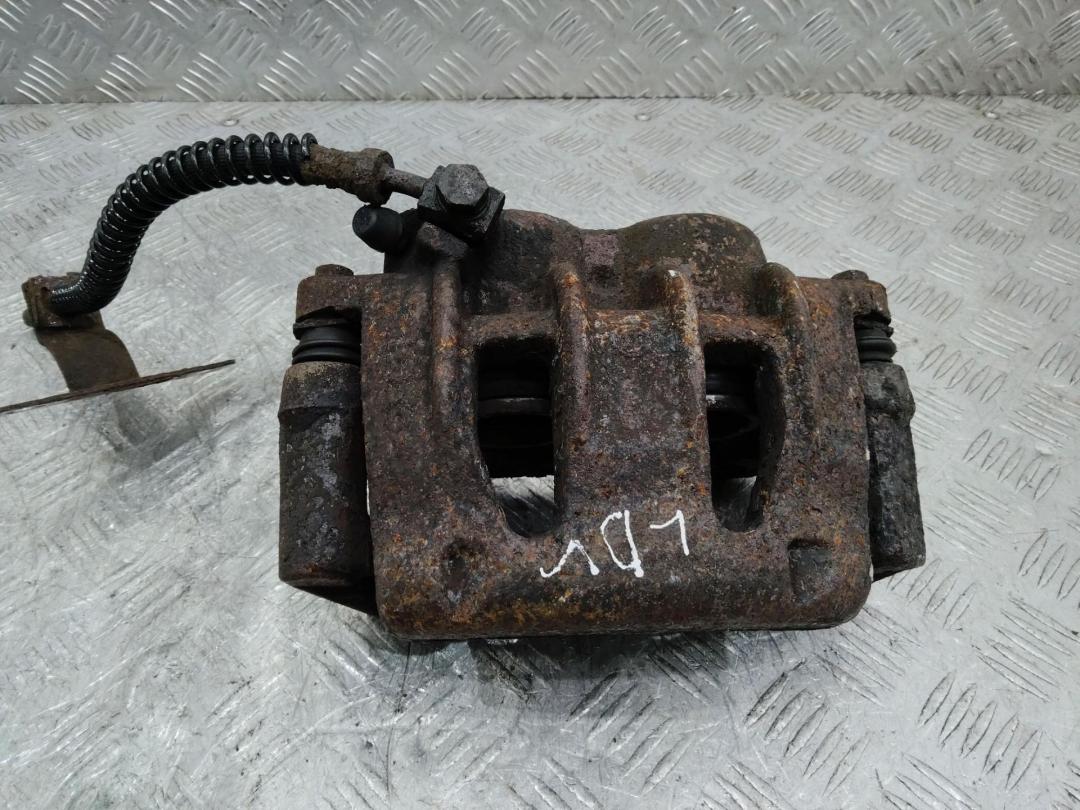 суппорт передний правый LDV Maxus 1 поколение 2007, 2.5 л., дизель - фото №1