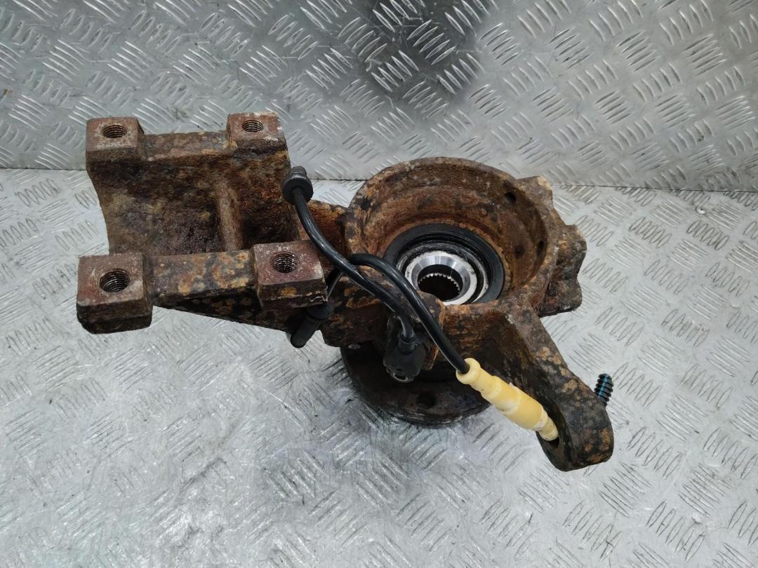 кулак поворотный левый LDV Maxus 1 поколение 2007, 2.5 л., дизель - фото №1