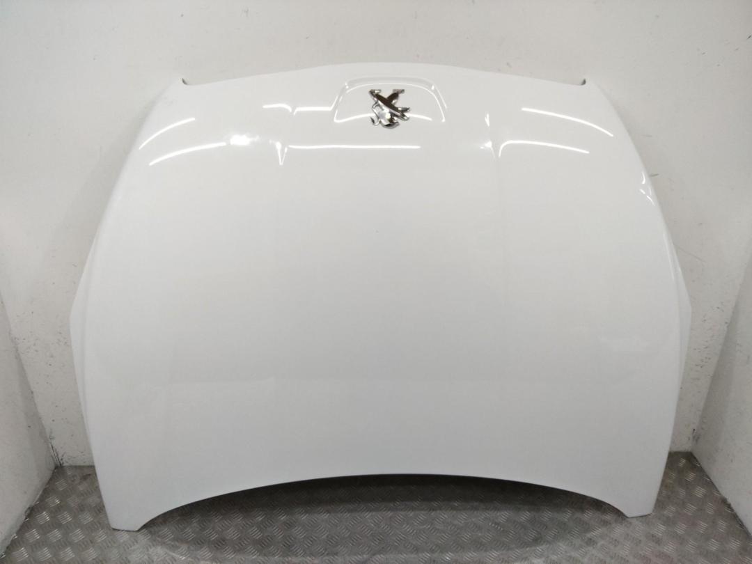 капот Peugeot 508 1 поколение 2013 - фото №1