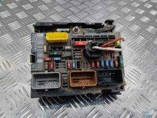 блок предохранителей Peugeot 308 T9 2013, R05, 9675878480