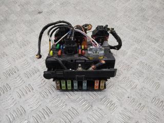 блок предохранителей Citroen C4 2 поколение 2015, L04, 9664055580