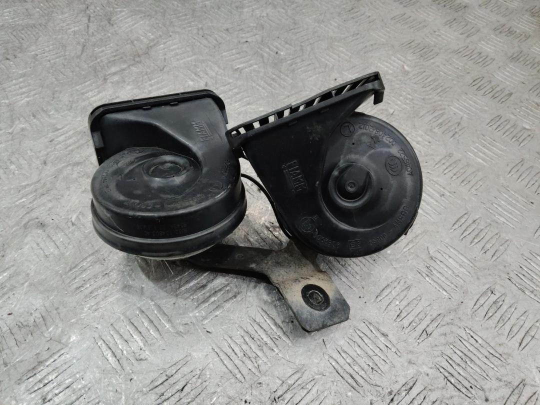 сигнал (клаксон) Land Rover Range Rover 4 поколение 2013, BJ3213A803AC - фото №1