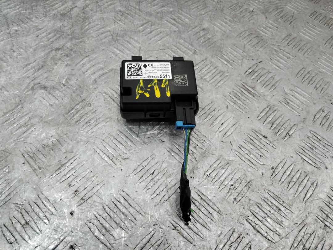 блок управления центральным замком Opel Insignia 2 поколение (B) 2017, 13595511 - фото №1