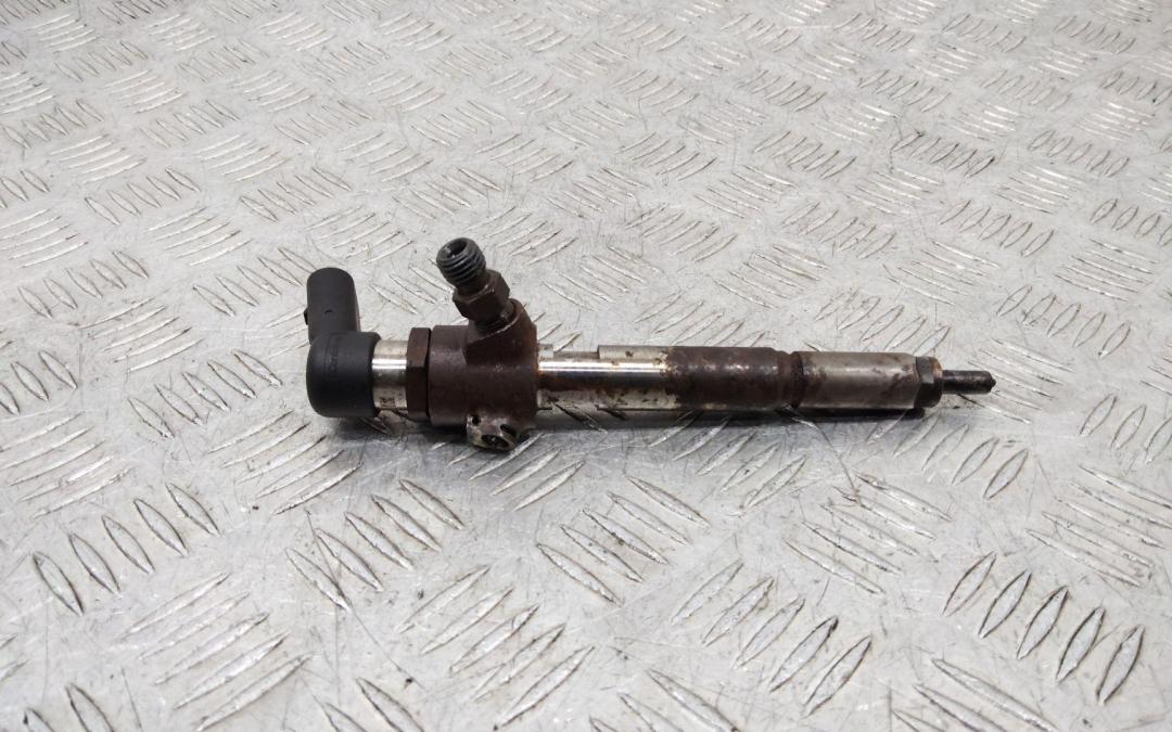 форсунка Nissan Qashqai 1 поколение 2009, 1.5 л., дизель, 166009445R, 8200294788 - фото №1