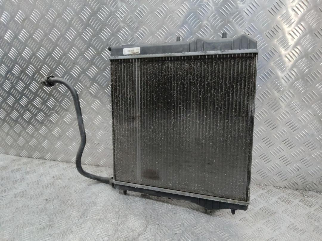 радиатор (основной) Peugeot 1007 1 поколение 2007, 9653027880 - фото №1
