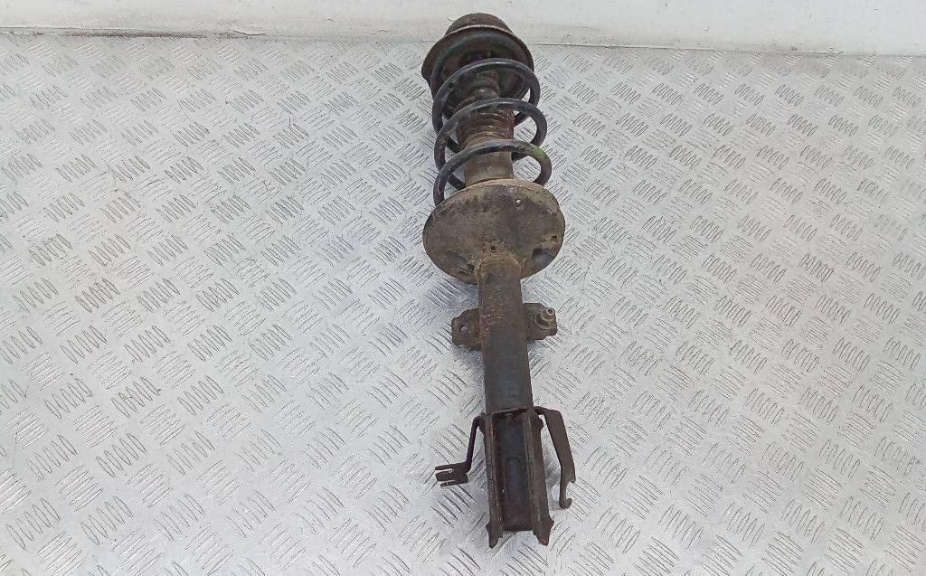 амортизатор передний Renault Duster 1 поколение (2010 - 2015), 8200813791 - фото №1