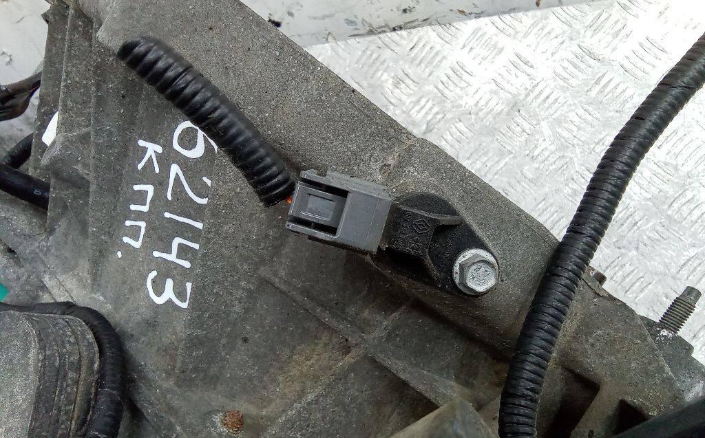 датчик коленвала Renault Duster 1 поколение (2010 - 2015), 8200885209 - фото №1