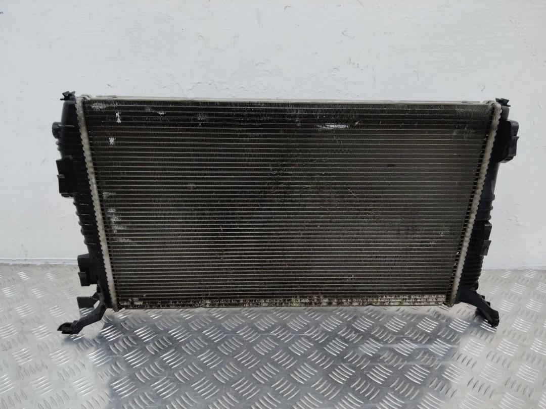 радиатор (основной) Renault Duster 1 поколение (2010 - 2015), 8200880550 - фото №1