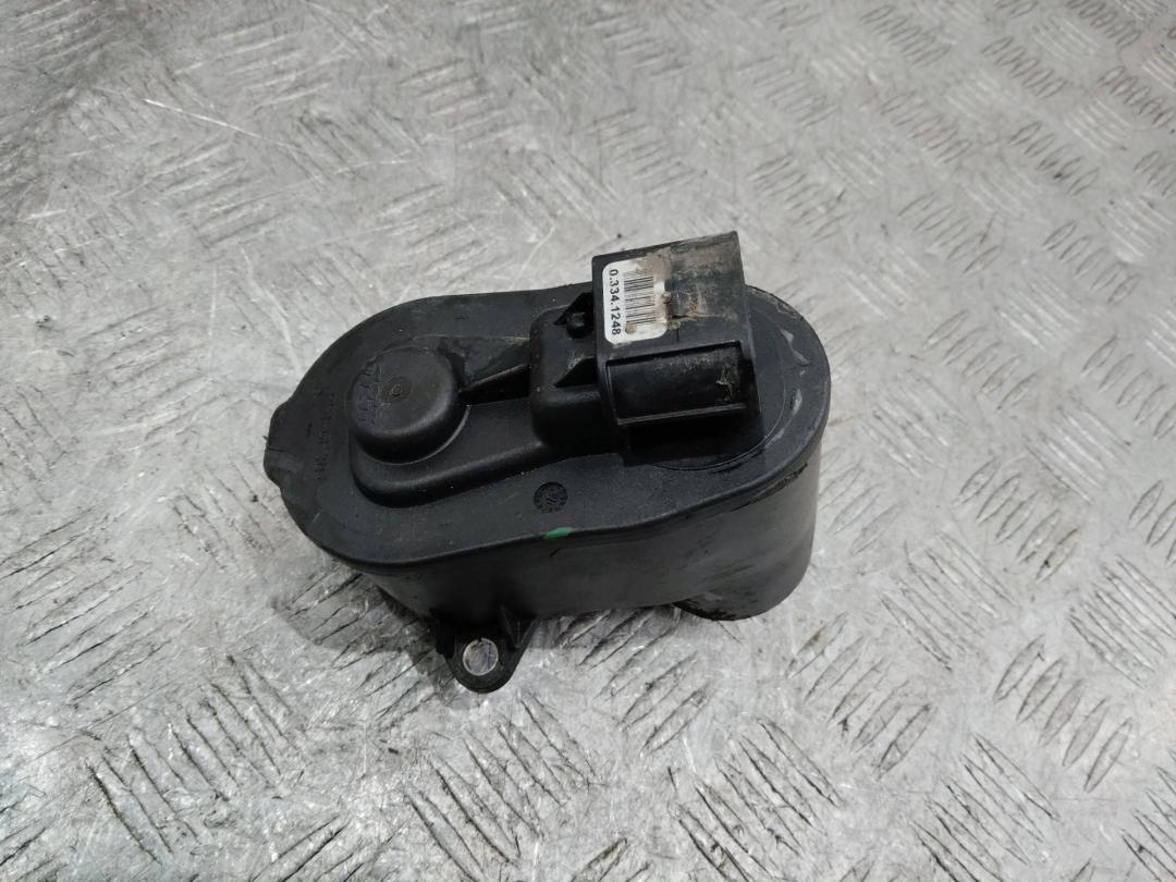 моторчик стояночного тормоза заднего Volvo XC60 1 поколение 2011, 2.4 л., дизель - фото №1
