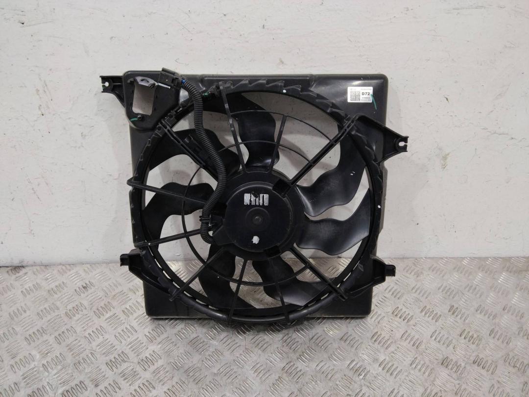 вентилятор радиатора Hyundai Tucson 4 поколение 2020, 1.6 л., дизель, 25304D7720 - фото №1