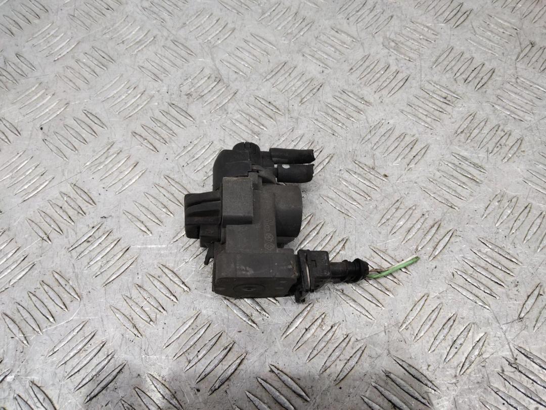 клапан управления турбиной (актуатор) Renault Clio 3 поколение 2008, 1.5 л., дизель, 8200946078 - фото №1