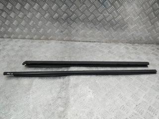 молдинг стекла Chevrolet TrailBlazer 2 поколение 2023