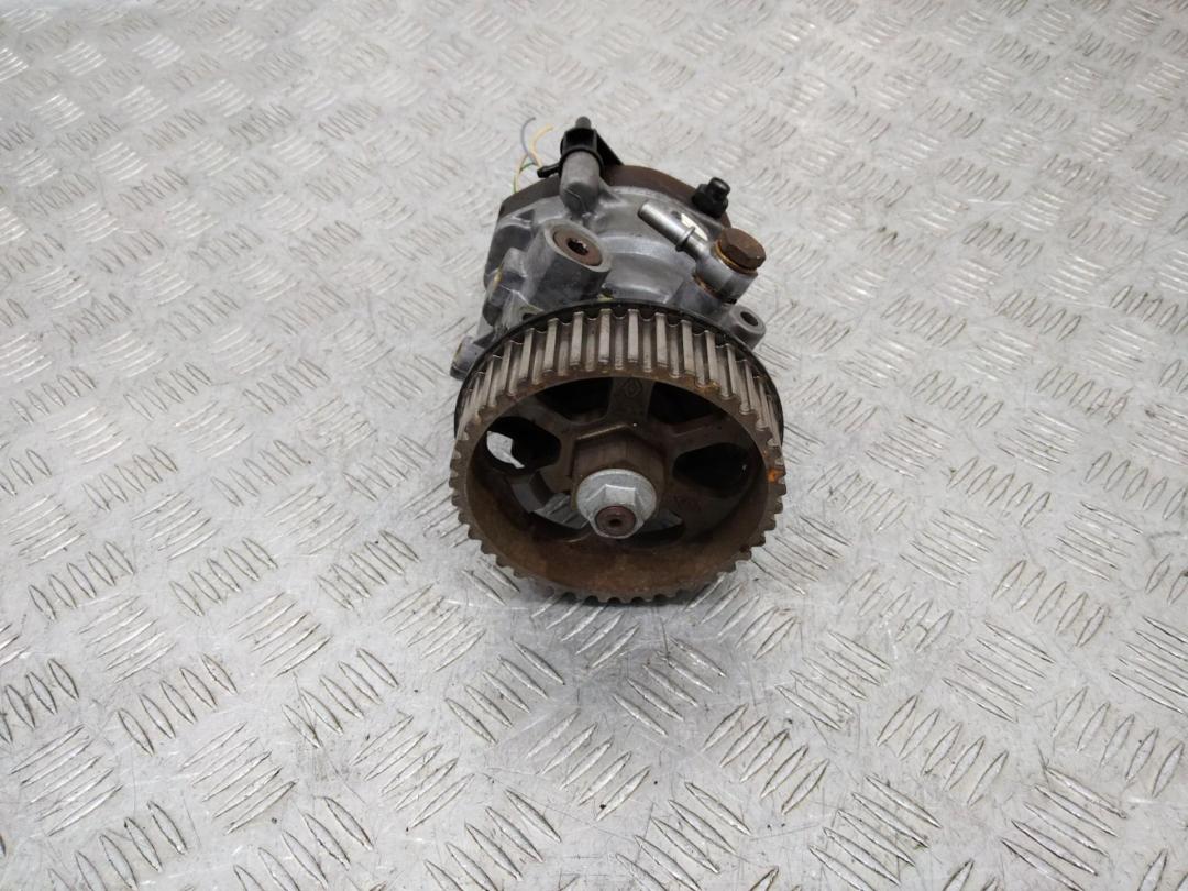 ТНВД Renault Kangoo 2 поколение 2010, 1.5 л., K9K 714, дизель, 8200057225, 8200707450 - фото №1