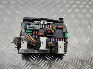 блок предохранителей Citroen C3 2 поколение [рестайлинг] 2014, 9667199680, R08