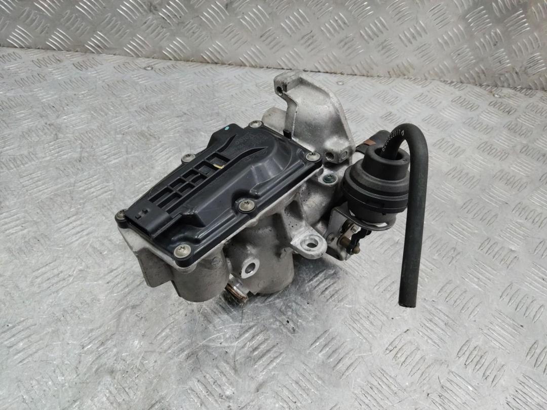 клапан EGR Renault Megane 3 поколение 2009, 1.9 л., дизель, МКПП, 8201027384 - фото №1