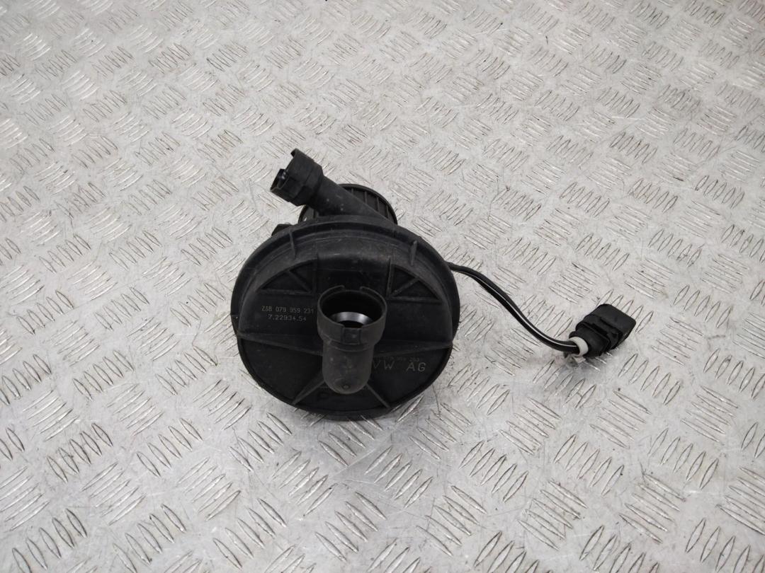 насос продувки катализатора Audi A6 Allroad Quattro C7 2012, 079959253 - фото №1