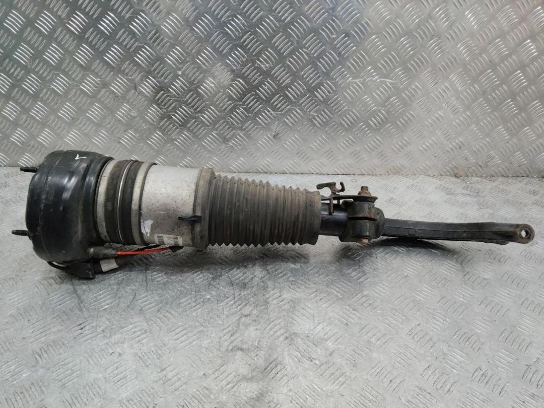 пневмостойка передняя Audi A6 Allroad Quattro C7 2012, 4G0616039AC - фото №1