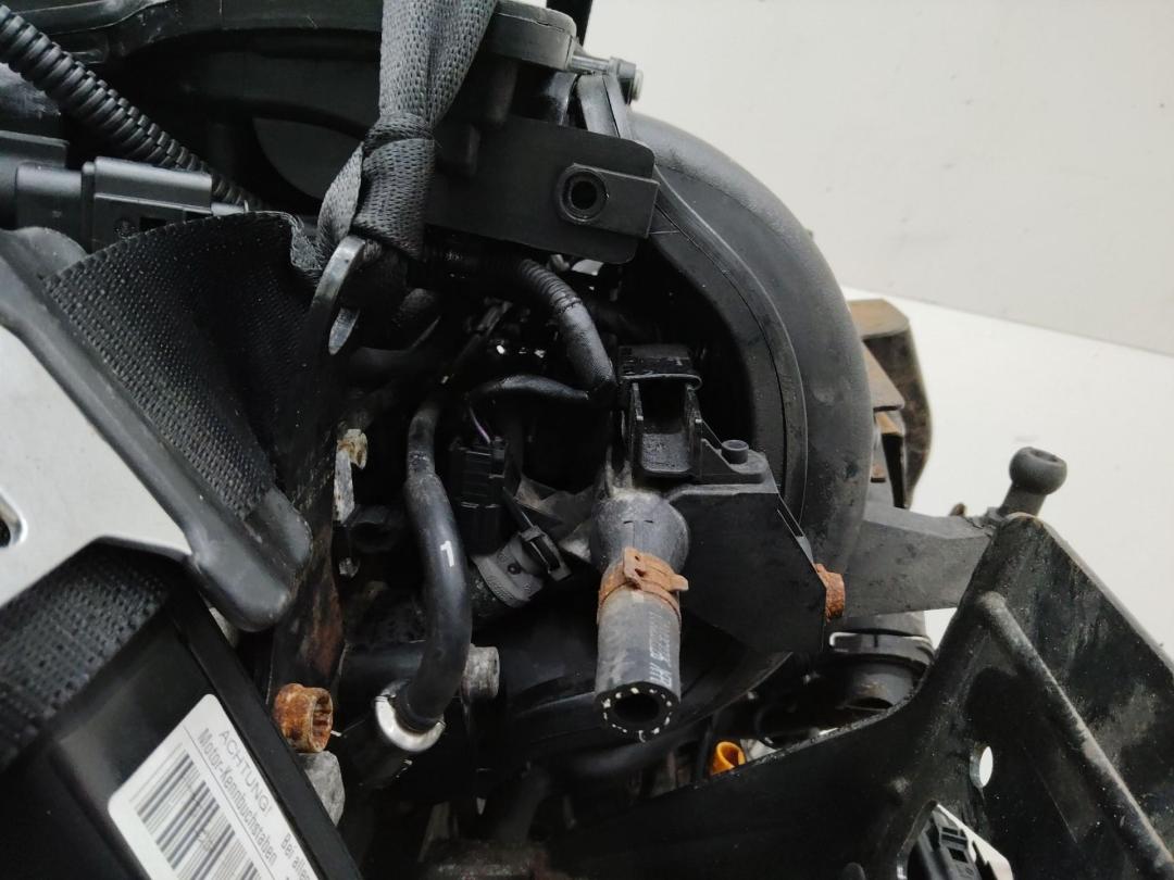 топливная рампа Volkswagen Golf 5 поколение 2006, 1.6 л., BSE, бензин, 06A906031BT - фото №1