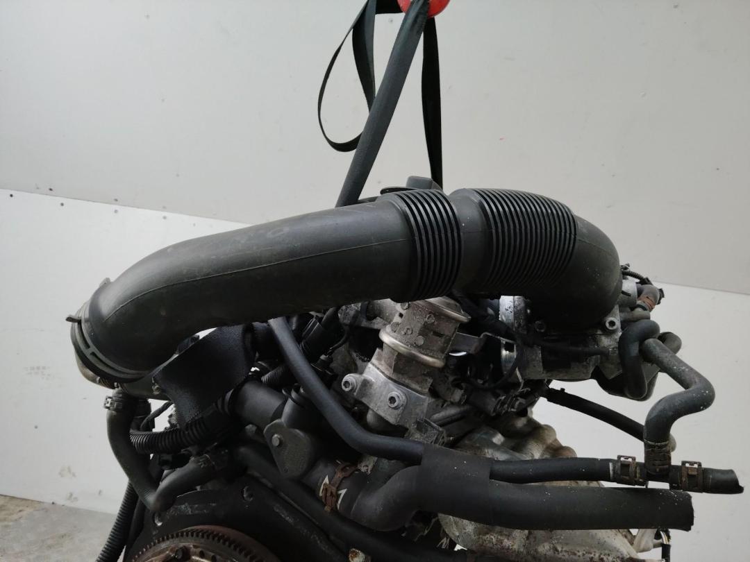 патрубок воздушного фильтра (в двигателе) Volkswagen Golf 5 поколение 2006, 1.6 л., BSE, бензин, 1K0129684 - фото №1