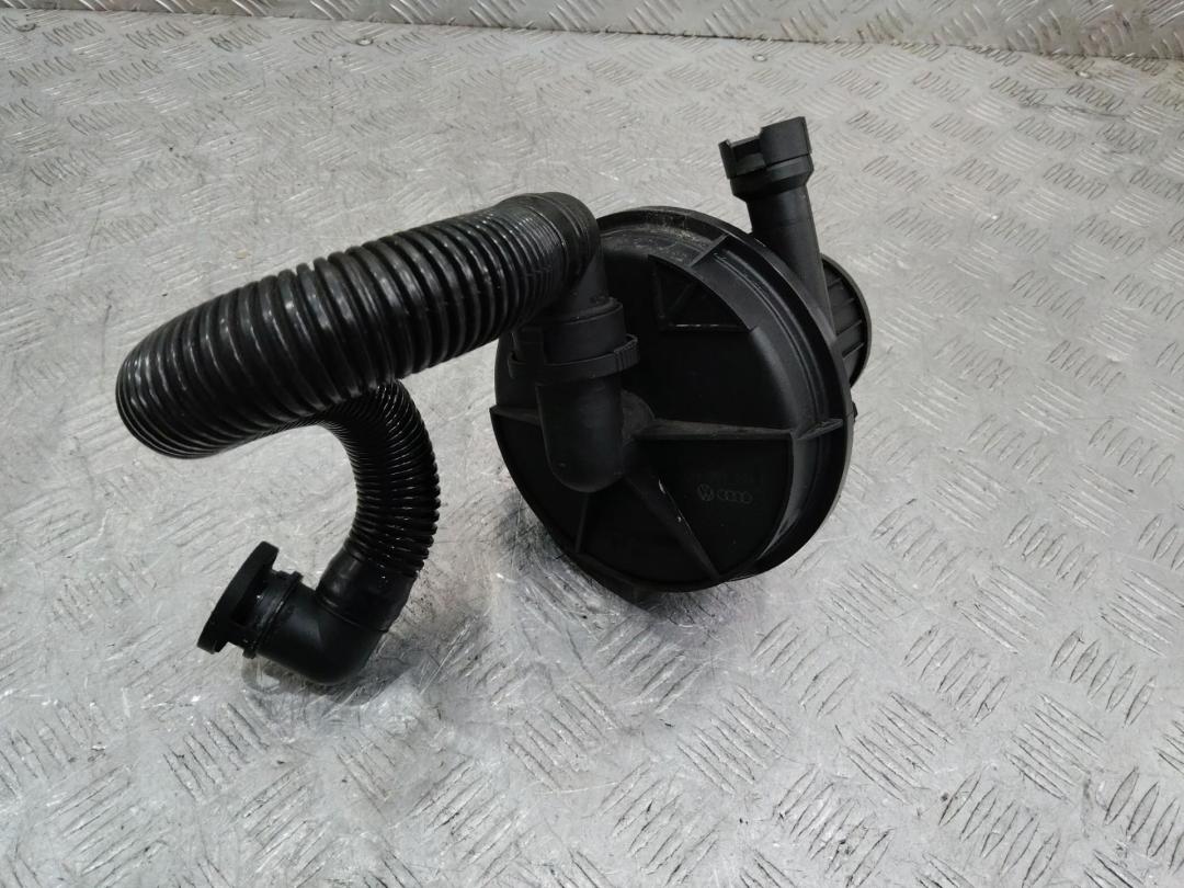 насос продувки катализатора Volkswagen Golf 4 поколение 2000, 1.6 л., бензин, АКПП, 06A959253B - фото №1