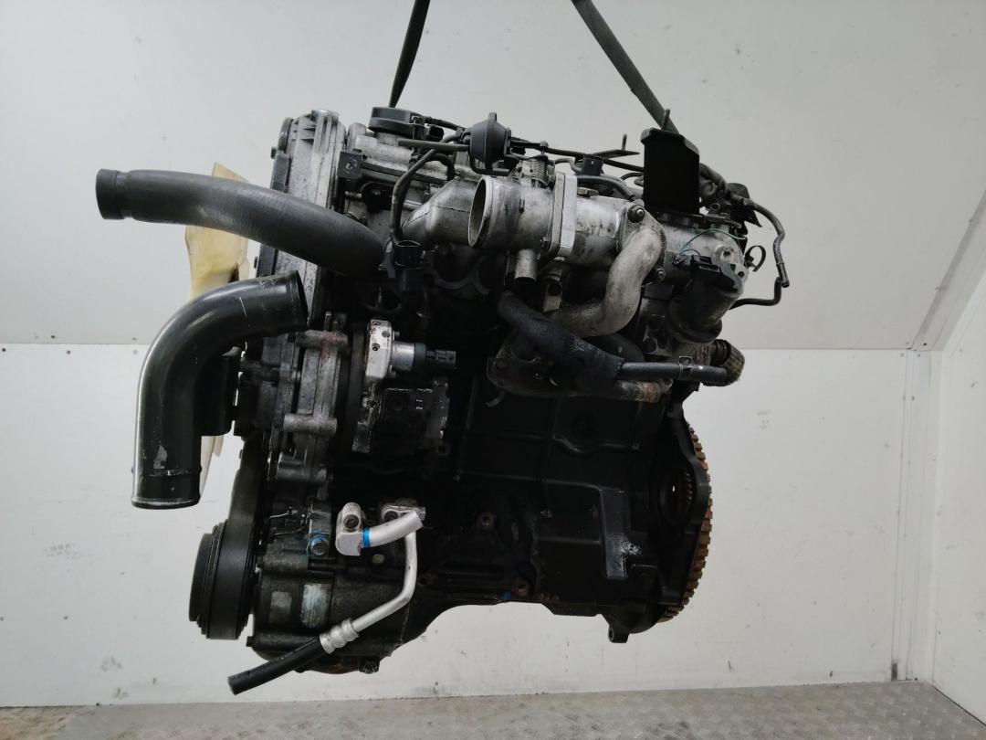 двигатель Kia Sorento 1 поколение 2004, 2.5 л., D4CB, дизель, D4CB - фото №1