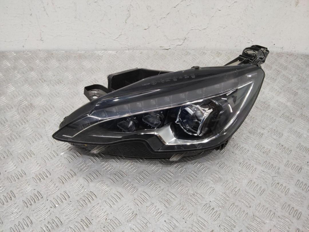 фара левая Peugeot 308 T9 2015, 9800546480 - фото №1