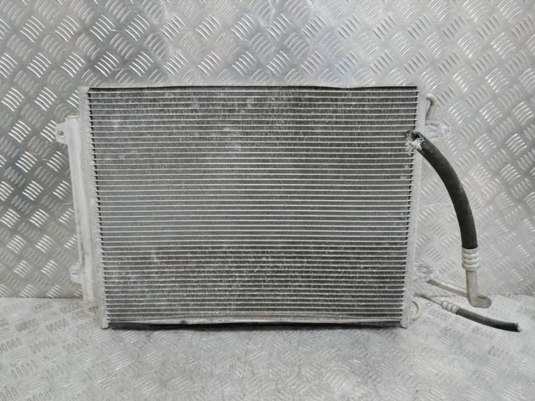 радиатор кондиционера Volkswagen Passat B8 2014, 8FC351317 - фото №1