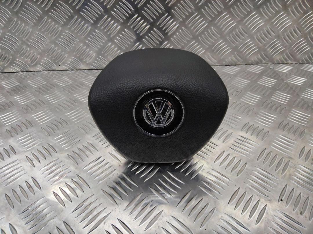 подушка безопасности водителя Volkswagen Passat B8 2016, 5G0880201C - фото №1