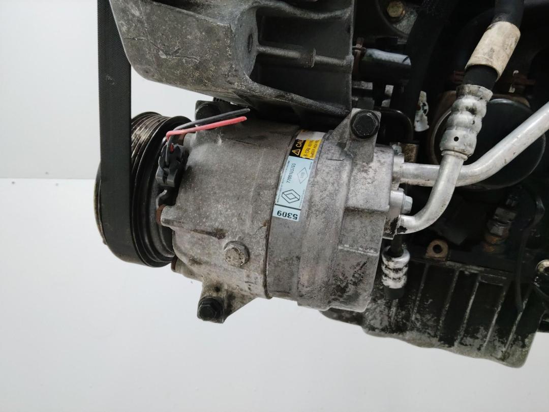 компрессор кондиционера Renault Megane 2 поколение 2002, 1.9 л., дизель, МКПП, 7700105765 - фото №1