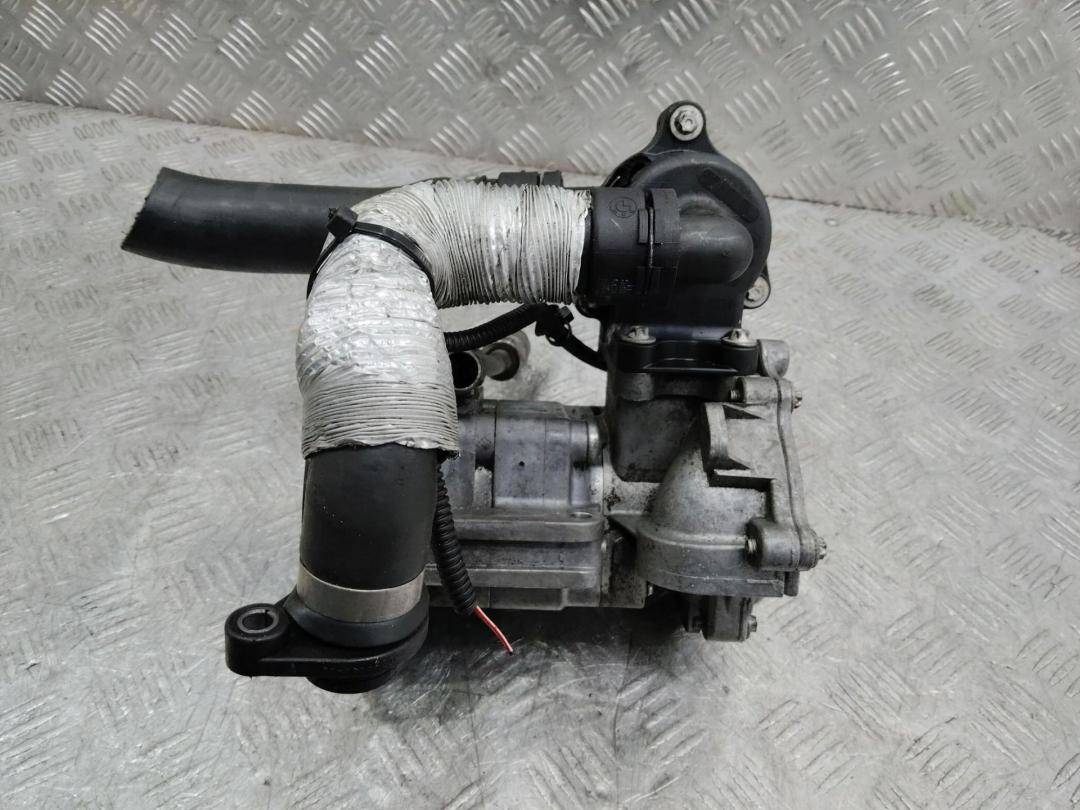 компрессор кондиционера BMW 3 серия E90/E91/E92/E93 2005, 2.0 л., бензин - фото №1