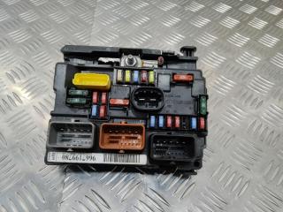 блок предохранителей Citroen C3 Picasso 1 поколение 2010, 9667199780, R09