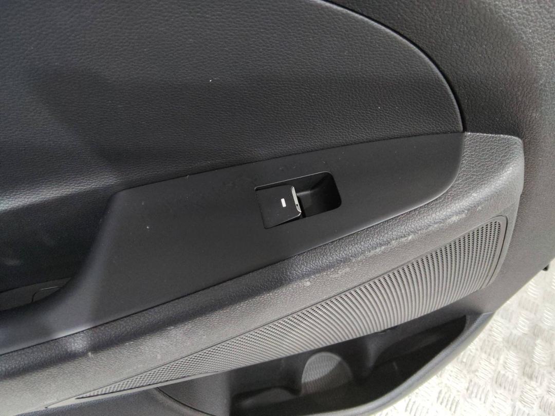 кнопка стеклоподъемника двери задней левой Hyundai Tucson 4 поколение 2020 - фото №1