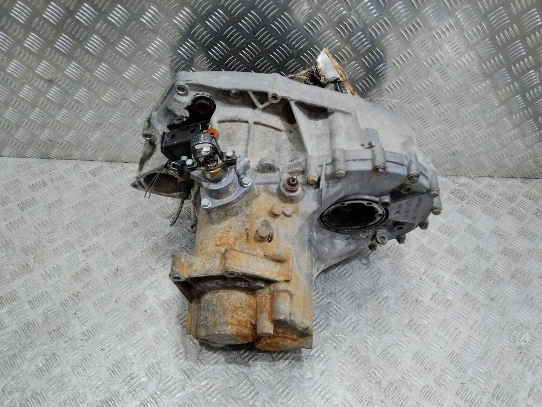 КПП механическая (МКПП) Volkswagen Transporter T4 1996, 2.5 л., ACV, дизель, AFK - фото №1