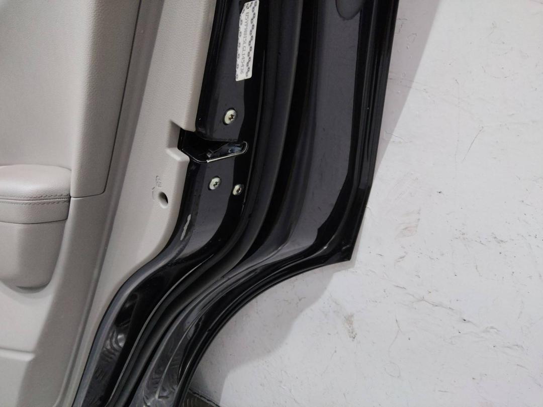 замок двери задней правой Kia Sportage 4 поколение 2016 - фото №1