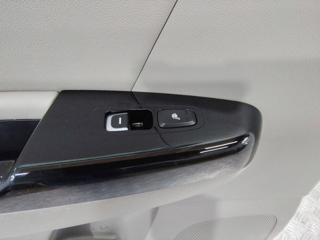 кнопка стеклоподъемника двери задней левой Kia Sportage 4 поколение 2016 - фото №1