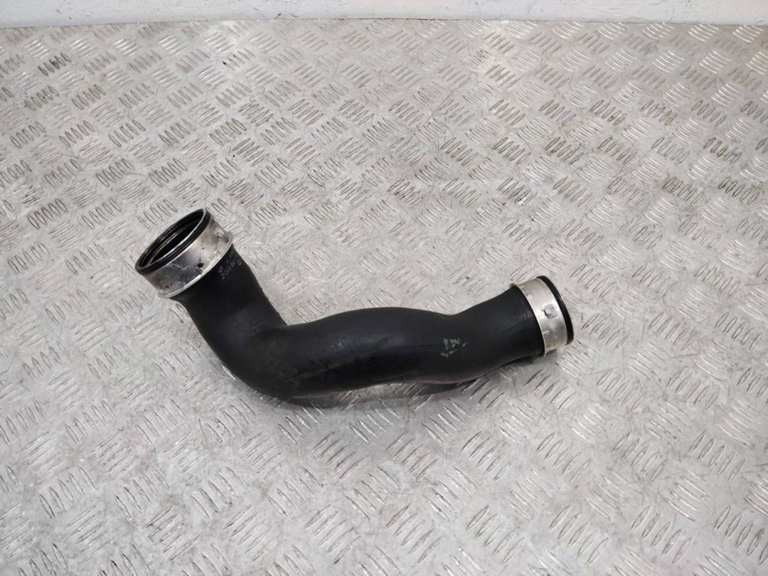 патрубок интеркулера Mercedes-Benz C-Класс W203/S203/CL203 2002, 2.2 л., дизель, A2035281582 - фото №1