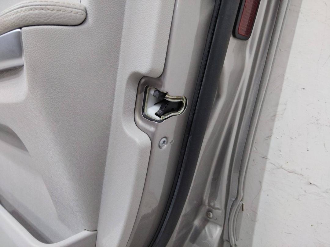 замок двери передней правой Mercedes-Benz M-Класс W164 2007 - фото №1