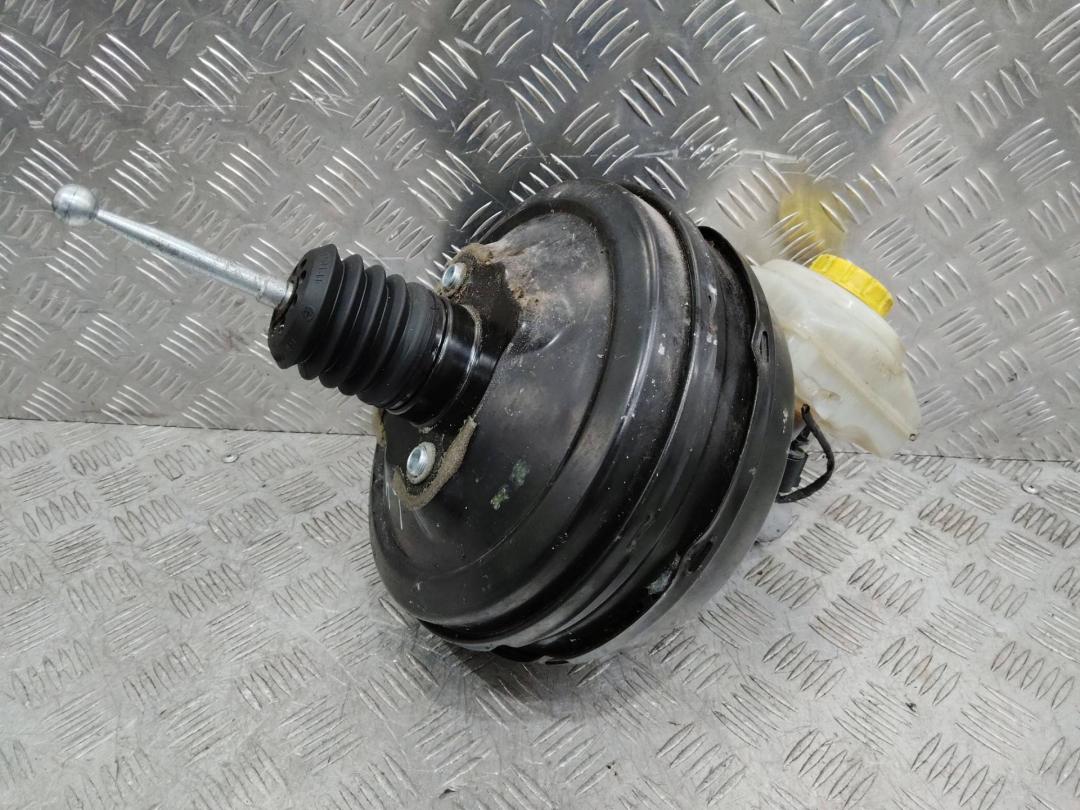 вакуумный усилитель тормозов Porsche Panamera 970 2011, 3.0 л., дизель, 97035502504 - фото №1