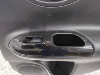 кнопка стеклоподъемника двери задней правой Nissan Juke YF15 [рестайлинг] 2014