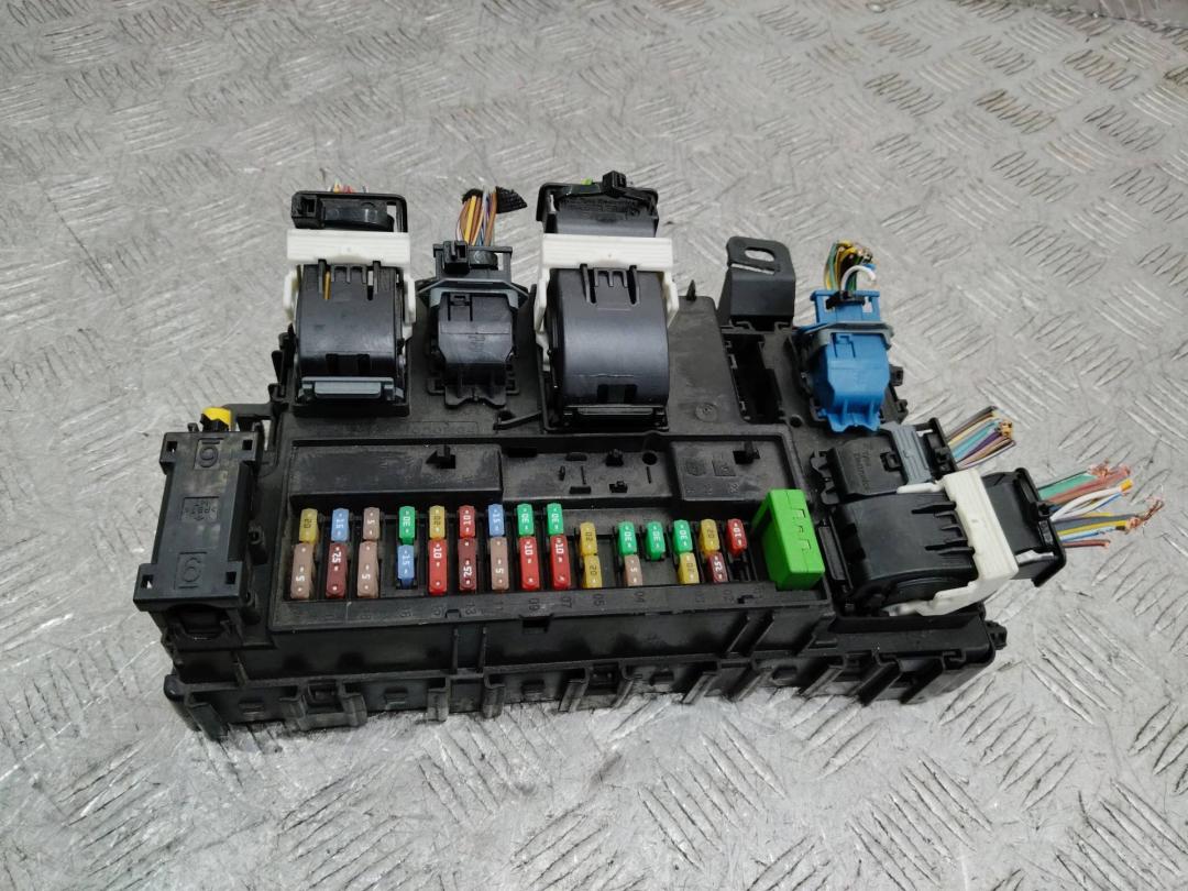 блок предохранителей Ford Transit 8 поколение 2017, GK2T15604FAF - фото №1