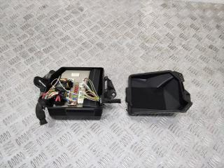 блок предохранителей Renault Clio 3 поколение [рестайлинг] 2011, 902663A