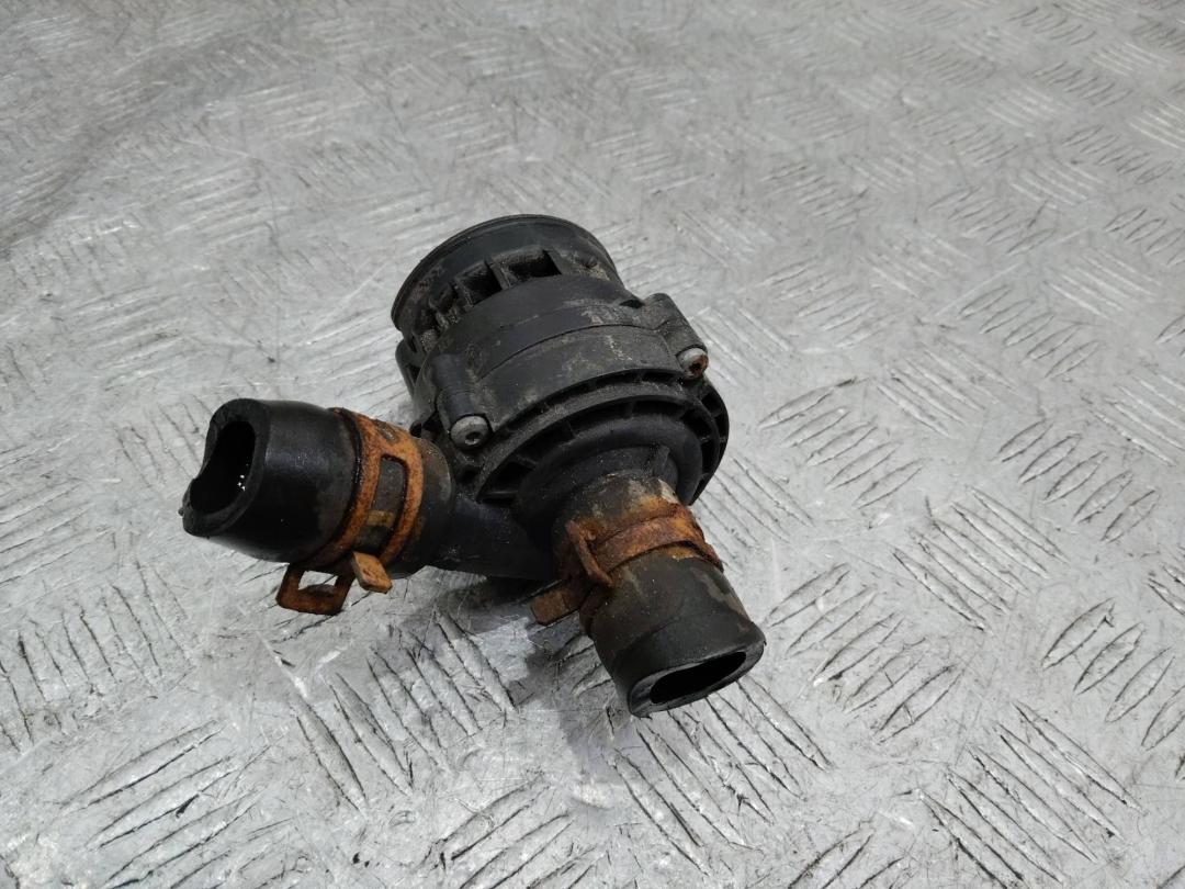 насос антифриза дополнительный Renault Master 3 поколение 2012 - фото №1