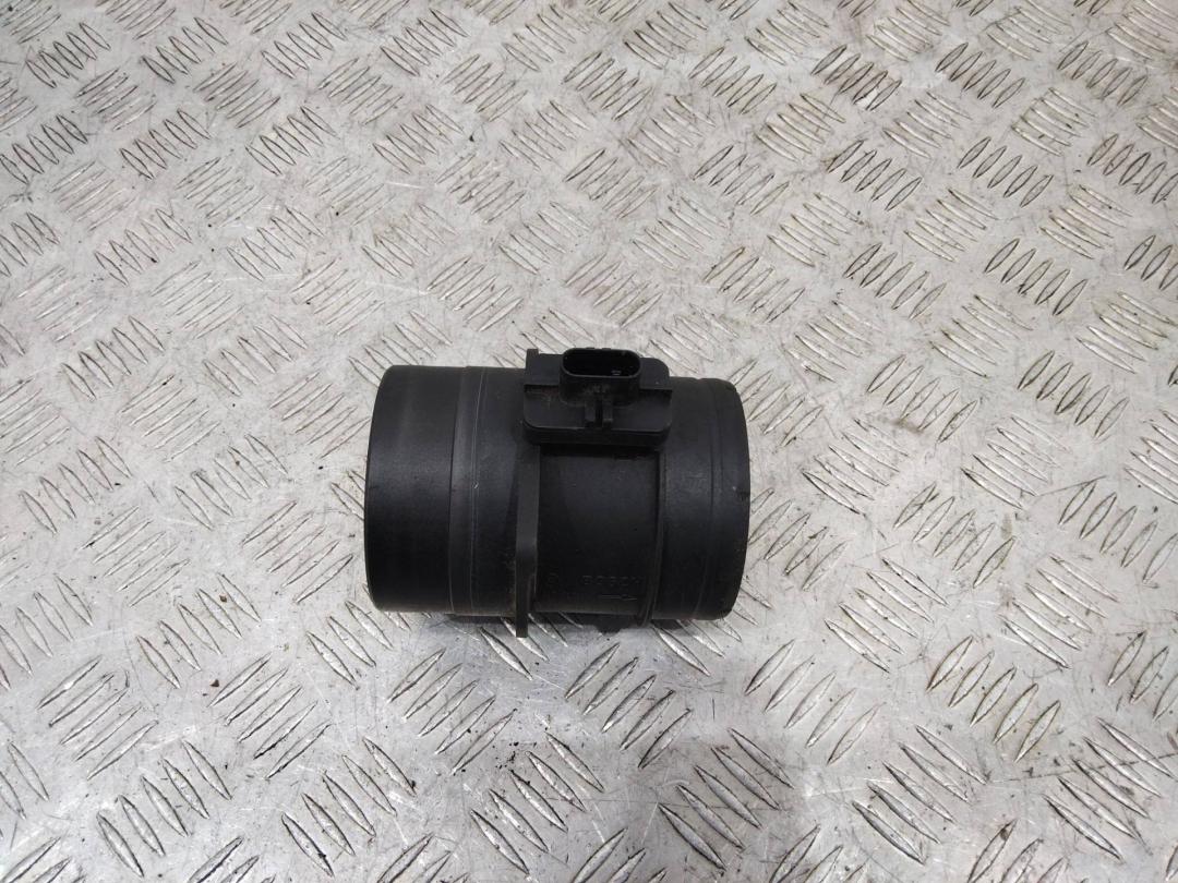 расходомер воздуха Audi Q5 8R 2011, 2.0 л., дизель, 03L906461A - фото №1