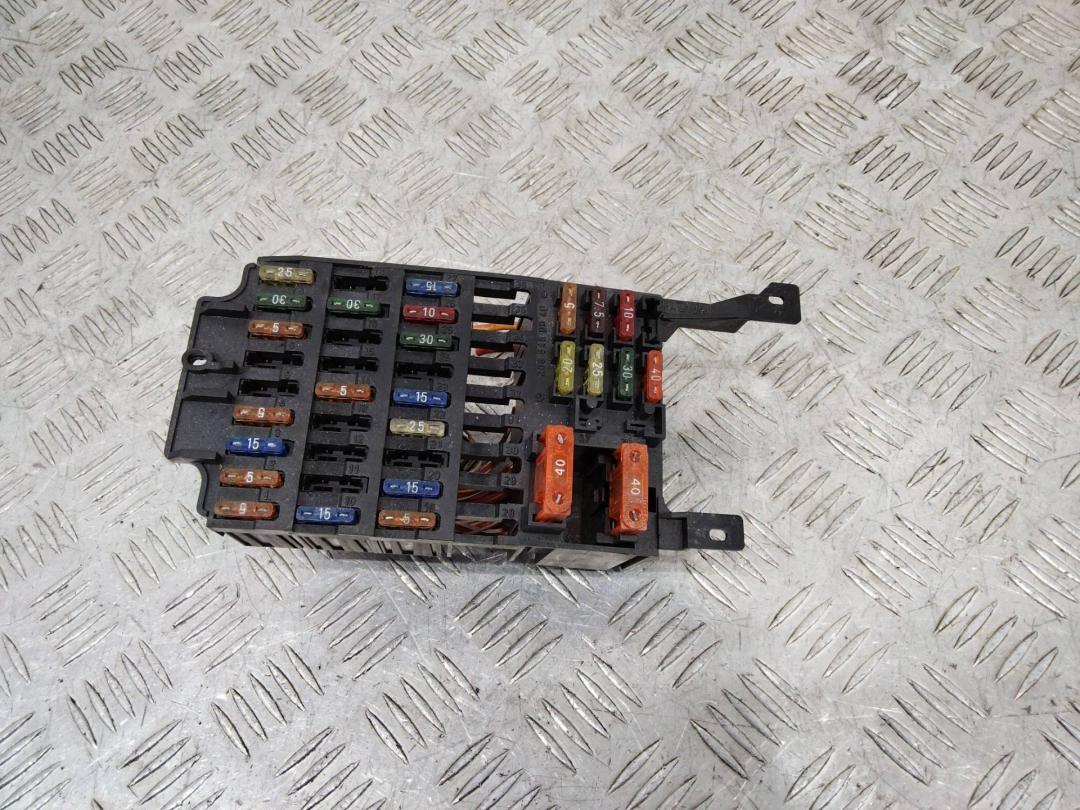 блок предохранителей Mercedes-Benz C-Класс W203/S203/CL203 2000, 2085450040 - фото №1