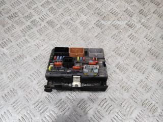 блок предохранителей Peugeot 5008 1 поколение 2011, 9675877980, R02